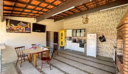 Casa Térrea com piscina à venda , 2 quarto(s),   no bairro São José, 1000 metros da praia, Peruíbe-SP