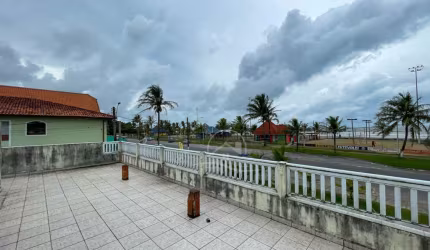 Casa Térrea à venda , 3 quarto(s),  sendo 1 suíte(s)  no bairro Jardim Barra de Jangadas, 10 metros da praia, Peruíbe-SP