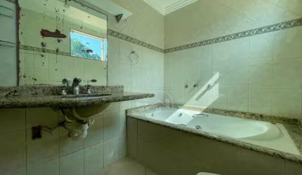 Casa Térrea à venda com piscina, 2 quarto(s),  sendo 2 suíte(s)  no bairro Vila Romar, 1600 metros da praia, Peruíbe-SP