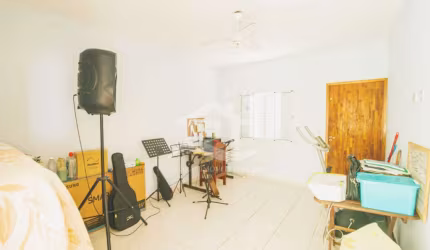 Casa Assobradada à venda , 4 quarto(s),  sendo 2 suíte(s)  no bairro Jardim Somar, 1500 metros da praia, Peruíbe-SP
