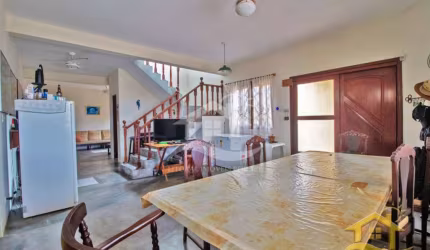 Casa Sobrado à venda , 5 quarto(s),  sendo 5 suíte(s)  no bairro Maria Helena Novaes, 0 metros da praia, Peruíbe-SP