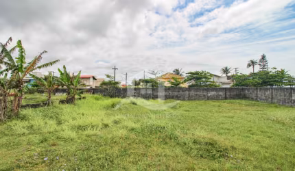 Terreno Amplo à venda , 0 quarto(s),  sendo 0 suíte(s)  no bairro Oasis, 200 metros da praia, Peruíbe-SP