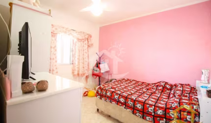 Casa térrea à venda com piscina, 2 quarto(s),  sendo 1 suíte(s)  no bairro Cidade Nova Peruíbe, 500 metros da praia, Peruíbe-SP