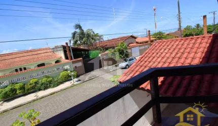 Casa Assobradada à venda , 3 quarto(s),  sendo 2 suíte(s)  no bairro Cidade Nova Peruíbe, 0 metros da praia, Peruíbe-SP
