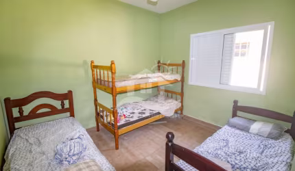 Casa Térrea à venda com piscina, 3 quarto(s),  sendo 1 suíte(s)  no bairro Oasis, 1200 metros da praia, Peruíbe-SP