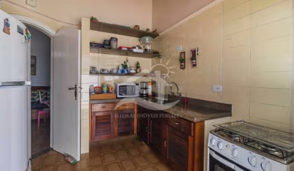Casa Térrea à venda com piscina, 3 quarto(s),  sendo 3 suíte(s)  no bairro Oasis, 600 metros da praia, Peruíbe-SP