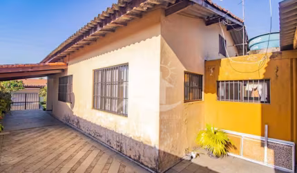 Casa Térrea à venda , 3 quarto(s),  sendo 1 suíte(s)  no bairro Stella Maris, 900 metros da praia, Peruíbe-SP