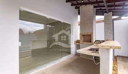 Casa Térrea à venda com piscina, 3 quarto(s),  sendo 1 suíte(s)  no bairro Oasis, 150 metros da praia, Peruíbe-SP