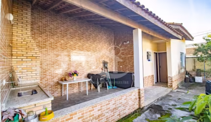 Casa Térrea à venda , 2 quarto(s),  sendo 1 suíte(s)  no bairro Vila Romar, 1000 metros da praia, Peruíbe-SP