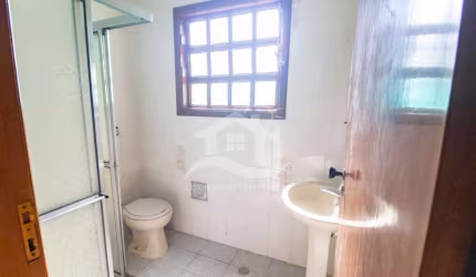 Casa Térrea com piscina à venda com piscina, 3 quarto(s),  sendo 1 suíte(s)  no bairro Convento Velho, 500 metros da praia, Peruíbe-SP