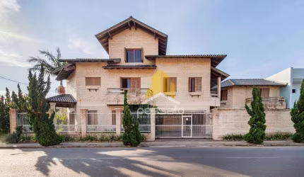 Casa à Venda por R$1.580.000,00 - Vila Eunice Velha - Cachoeirinha, RS