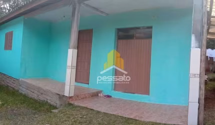 Casa à Venda por R$160.000,00 - Itacolomi - Gravataí, RS