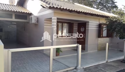 Casa à Venda por R$230.000,00 - Parque do Itatiaia - Gravataí, RS