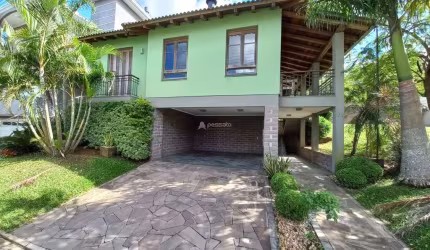 Casa à Venda por R$1.081.000,00 - Jansen - Gravataí, RS
