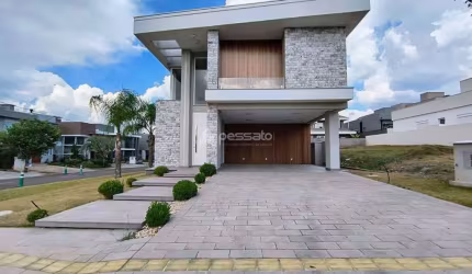 Casa à Venda por R$2.980.000,00 - ALPHAVILLE - Gravataí, RS