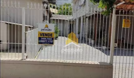 Casa à Venda por R$640.000,00 - Vila Ipiranga - Porto Alegre, RS