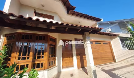 Casa à Venda por R$750.000,00 - Vale do Sol - Cachoeirinha, RS