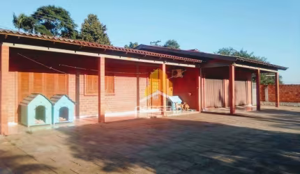 Casa à Venda por R$650.000,00 - Tarumã - Viamão, RS