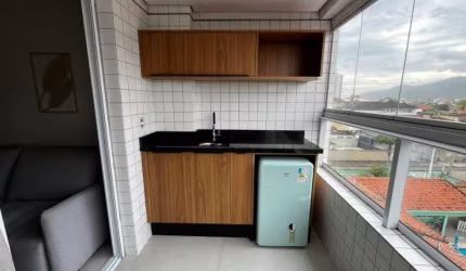 APARTAMENTO NO SOLEMAR 2 DORMITÓRIOS COM 1 SUÍTE  DECORADO!!!
