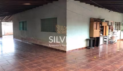Casa toda na Laje, na Colônia Agrícola Samambaia, 04 Quartos, CH 141