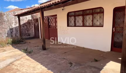 Excelente oportunidade em Sobradinho, casa em lote vazado com 350 m² de terreno