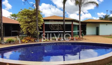 Excelente sobrado no condomínio Alto da Boa Vista, 4 quartos sendo 2 suítes