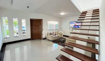 Linda casa nova à venda em Vicente Pires – Condomínio Fechado
