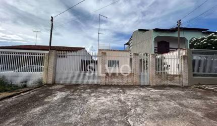 Casa 3 quartos na QNG 31