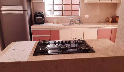 Linda Casa Bairro Alvorada 3/4, Piso Porcelanato, Cozinha Planejada