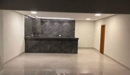 Linda Casa Cidade Jardim 3/4 Sendo 2 Suítes