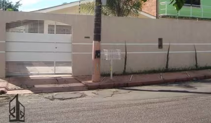 EXCELENTE CASA NO CONJUNTO SANTO ANTÔNIO