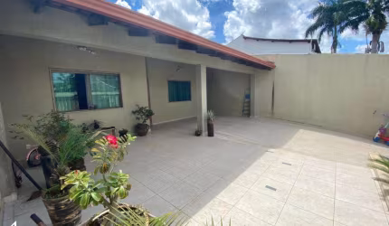 Casa próximo ao Shopping
