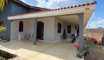 Casa com 3 quartos à venda na Vila Eletronorte, Porto Velho  por R$ 520.000