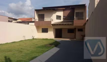 Sobrado com 3 dormitórios para alugar, 120 m² por R$ 2.400,02/mês - Jardim Monte Sinai - Londrina/PR