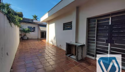 Casa com 3 dormitórios à venda, 200 m² por R$ 550.000,00 - Jardim Aeroporto - Londrina/PR