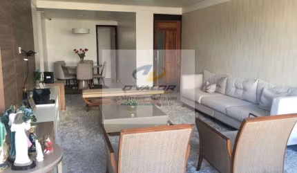 Vendo Apartamento com 125m², 3 quartos s/ 1 suíte, sala ampla integrada com a varanda e 2 vagas