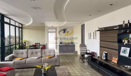 Vendo Apartamento com 347,69m², 4 quartos s/ 3 suítes + DCE, sala ampla e 3 vagas