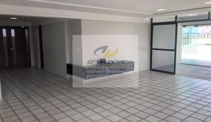 Vendo Cobertura com 447 m², 4 suítes, piscina privativa e 3 vagas