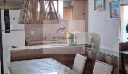 Vendo Apartamento, Mobiliado, com 104 m², 3 suítes + DCE, varanda gourmet, sala ampla e 2 vagas