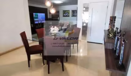 Vendo Apartamento com Vista para o Mar, 214 m², 4 suítes + DCE, sala p/ 3 ambientes e 4 vagas