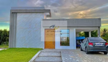 Vendo Casa, em Condomínio Fechado, com 180 m², 4 quarto s/ 2 suítes e 2 vagas