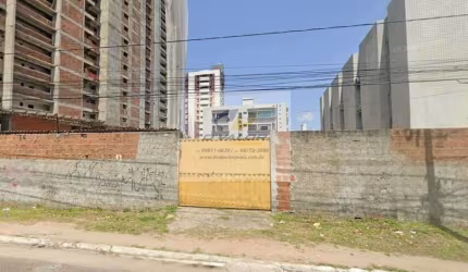 Vendo terreno no Bessa, na Av. Campos Sales, medindo 28,00 x 41,20 (área com 1.153,60m2), frente norte.
