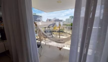 Vendo Apartamento 185 m², 04 Quartos (sendo todos suite, 03 com varanda) + DCE, 03 Vagas de Garagem