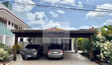 Vendo Casa Térrea em Condomínio, 150m²,  04 Quartos ( Sendo 02 Suítes), 03 Vagas de Garagem Coberta