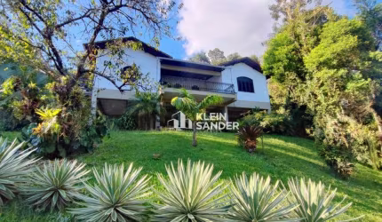 Casa à venda, 544 m² por R$ 2.200.000,00 - Parque São Clemente - Nova Friburgo/RJ