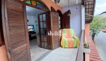 Casa à venda, 194 m² por R$ 590.000,00 - Vila Nova - Nova Friburgo/RJ