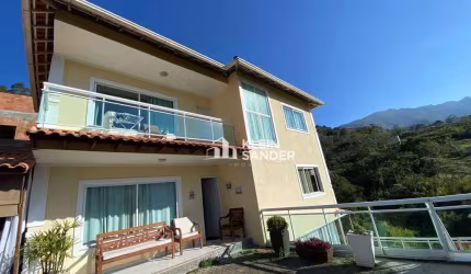Casa com 3 dormitórios à venda, 112 m² por R$ 840.000,00 - Cônego - Nova Friburgo/RJ