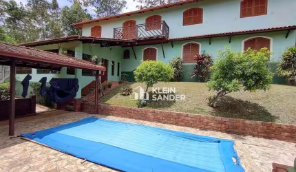Casa com 3 dormitórios à venda, 450 m² por R$ 1.400.000,00 - Vale dos Pinheiros - Nova Friburgo/RJ