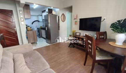 Apartamento com 2 dormitórios à venda, 47 m² por R$ 310.000,00 - Olaria - Nova Friburgo/RJ