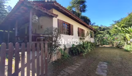 Casa com 4 dormitórios à venda, 115 m² por R$ 649.000,00 - São Pedro da Serra - Nova Friburgo/RJ